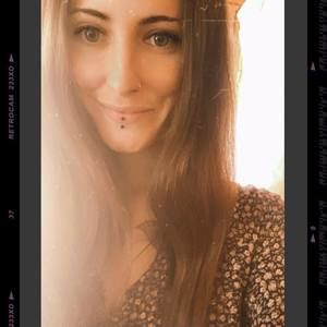 Meet your Posher, Lau